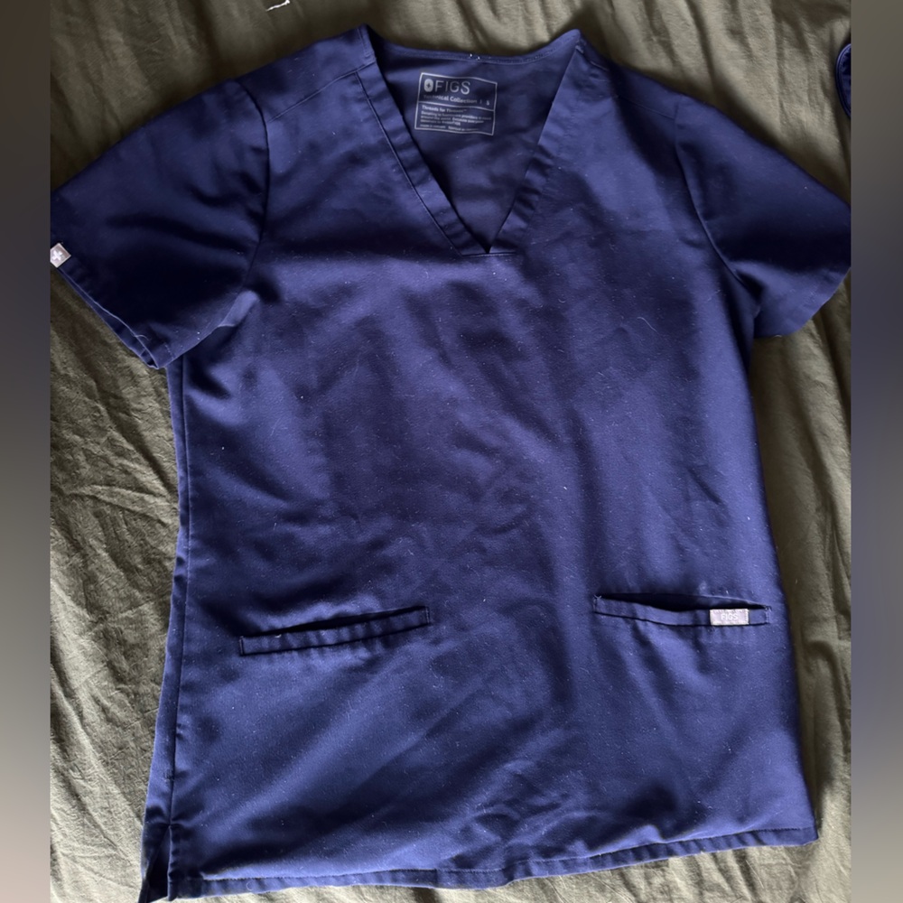 FIGS Casma scrub top